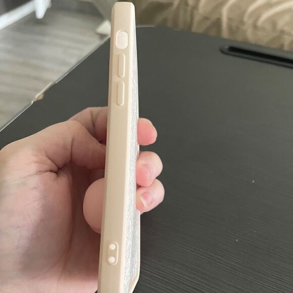 NIB Cute Korgie Butt I-Phone 11 Case - OS - Picture 5 of 7